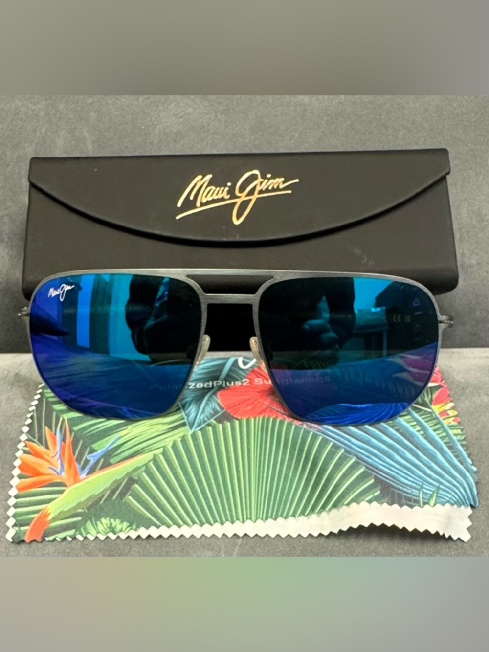 Maui Jim Sharks Cove Men's Blue Mirrored Aviator Sunglasses with Silver Frame